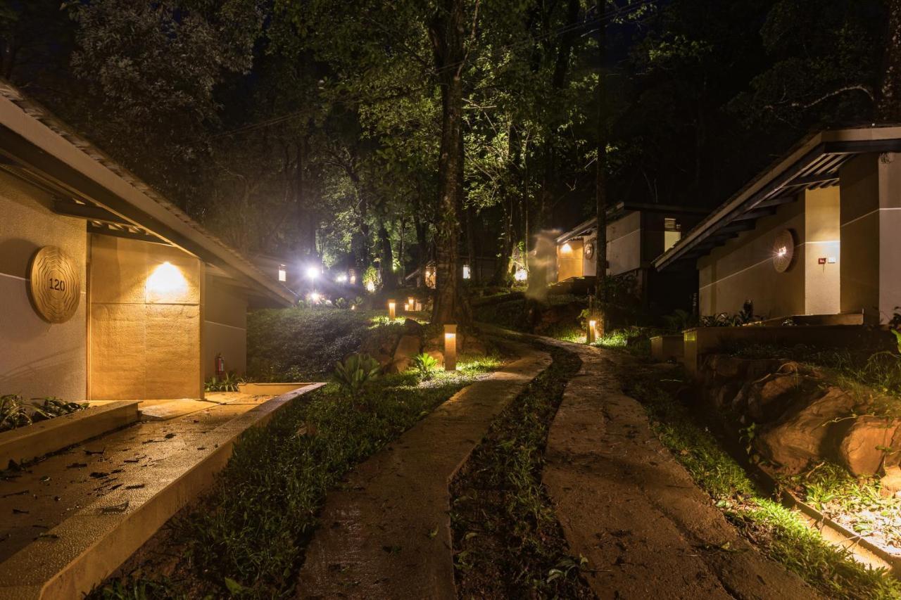 Hotel Ayatana Coorg Somvārpet Exterior foto